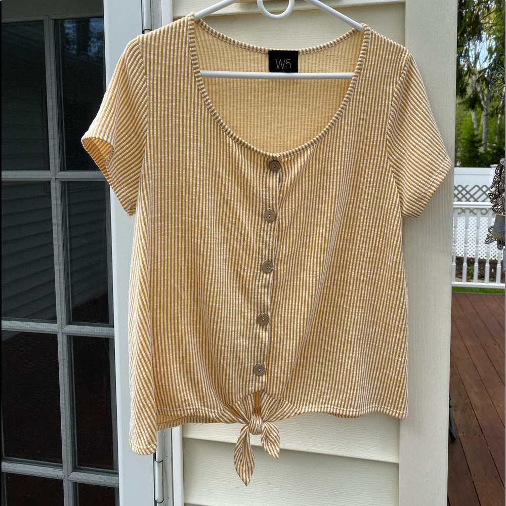 W5 button front top L